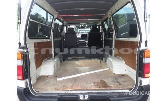 Buy Import Toyota Hiace White Car in Import - Dubai in Bumthang Buy Import Toyota Hiace White Car in Import - Dubai in Bumthang