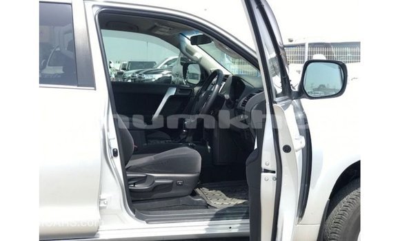 Buy Import Toyota Prado Other Car in Import - Dubai in Bumthang Buy Import Toyota Prado Other Car in Import - Dubai in Bumthang