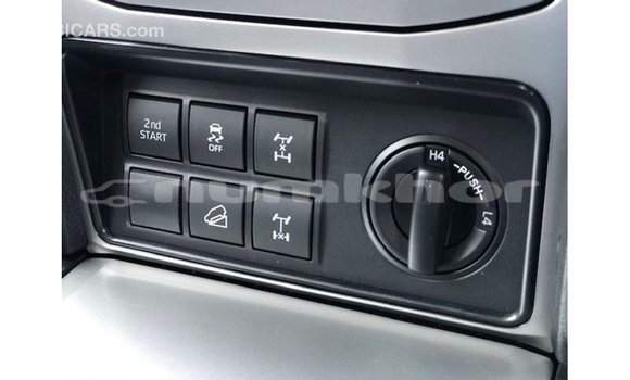 Buy Import Toyota Prado Other Car in Import - Dubai in Bumthang Buy Import Toyota Prado Other Car in Import - Dubai in Bumthang
