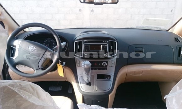 Buy Import Hyundai Accent Brown Car in Import - Dubai in Bumthang Buy Import Hyundai Accent Brown Car in Import - Dubai in Bumthang