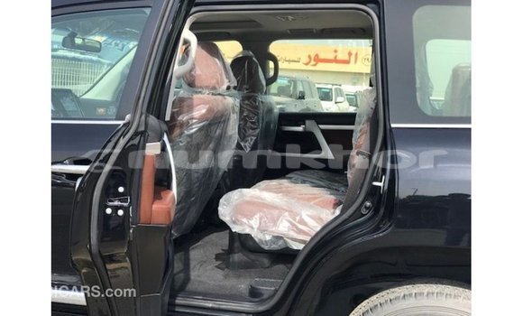Buy Import Toyota Land Cruiser Black Car in Import - Dubai in Bumthang Buy Import Toyota Land Cruiser Black Car in Import - Dubai in Bumthang