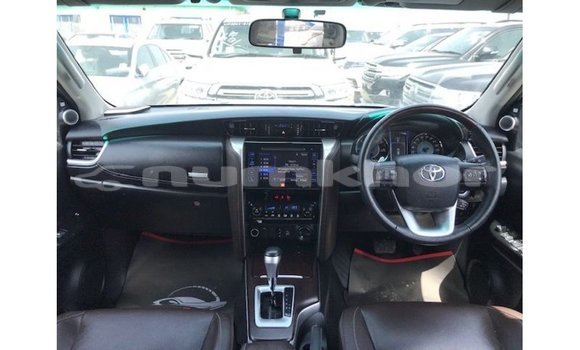 Buy Import Toyota Fortuner Other Car in Import - Dubai in Bumthang Buy Import Toyota Fortuner Other Car in Import - Dubai in Bumthang