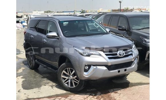Buy Import Toyota Fortuner Other Car in Import - Dubai in Bumthang Buy Import Toyota Fortuner Other Car in Import - Dubai in Bumthang