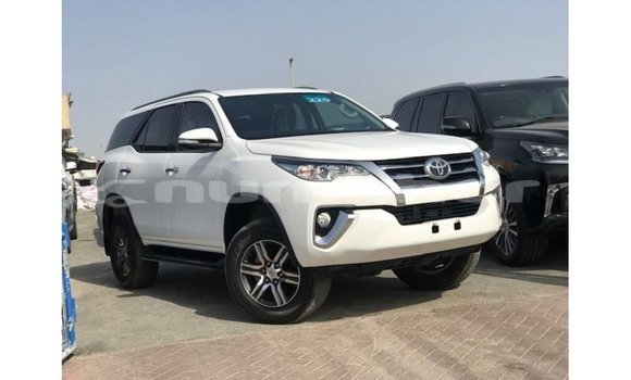 Buy Import Toyota Fortuner White Car in Import - Dubai in Bumthang Buy Import Toyota Fortuner White Car in Import - Dubai in Bumthang