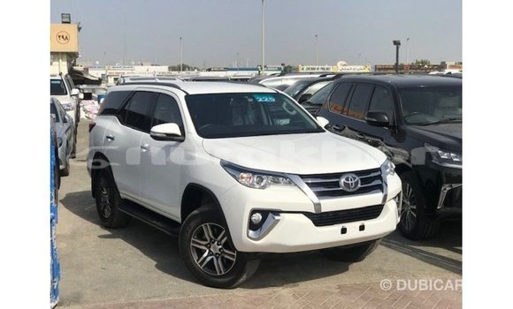 Buy Import Toyota Fortuner White Car in Import - Dubai in Bumthang Buy Import Toyota Fortuner White Car in Import - Dubai in Bumthang