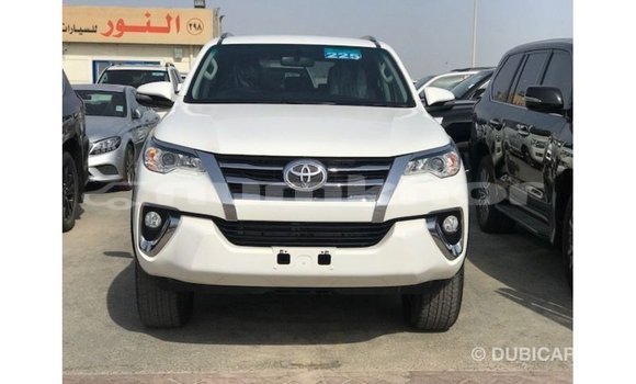 Buy Import Toyota Fortuner White Car in Import - Dubai in Bumthang Buy Import Toyota Fortuner White Car in Import - Dubai in Bumthang