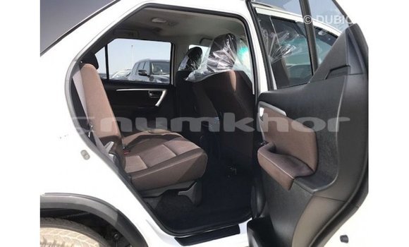Buy Import Toyota Fortuner White Car in Import - Dubai in Bumthang Buy Import Toyota Fortuner White Car in Import - Dubai in Bumthang