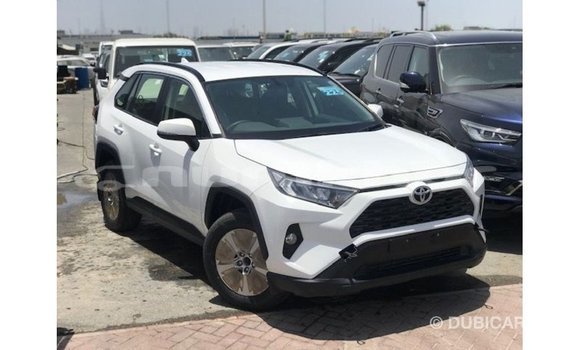 Buy Import Toyota 4Runner White Car in Import - Dubai in Bumthang Buy Import Toyota 4Runner White Car in Import - Dubai in Bumthang