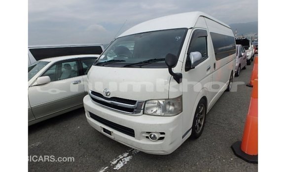 Buy Import Toyota Hiace White Car in Import - Dubai in Bumthang Buy Import Toyota Hiace White Car in Import - Dubai in Bumthang