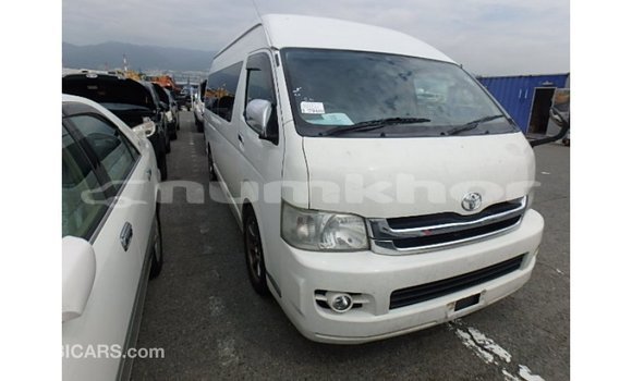 Buy Import Toyota Hiace White Car in Import - Dubai in Bumthang Buy Import Toyota Hiace White Car in Import - Dubai in Bumthang