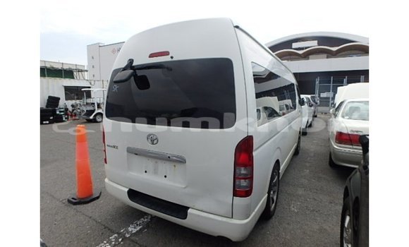 Buy Import Toyota Hiace White Car in Import - Dubai in Bumthang Buy Import Toyota Hiace White Car in Import - Dubai in Bumthang