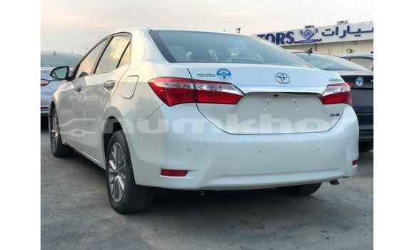 Buy Import Toyota Corolla White Car in Import - Dubai in Bumthang Buy Import Toyota Corolla White Car in Import - Dubai in Bumthang