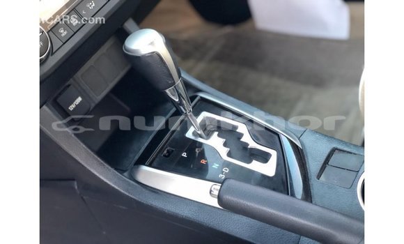 Buy Import Toyota Corolla White Car in Import - Dubai in Bumthang Buy Import Toyota Corolla White Car in Import - Dubai in Bumthang