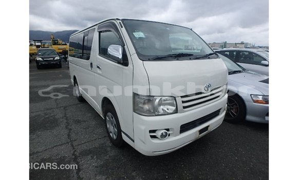 Buy Import Toyota Hiace White Car in Import - Dubai in Bumthang Buy Import Toyota Hiace White Car in Import - Dubai in Bumthang