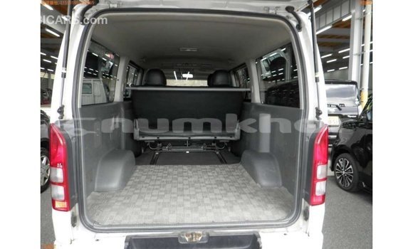 Buy Import Toyota Hiace White Car in Import - Dubai in Bumthang Buy Import Toyota Hiace White Car in Import - Dubai in Bumthang