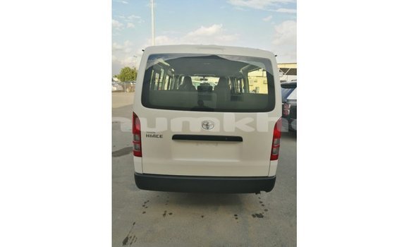 Buy Import Toyota Hiace White Car in Import - Dubai in Bumthang Buy Import Toyota Hiace White Car in Import - Dubai in Bumthang