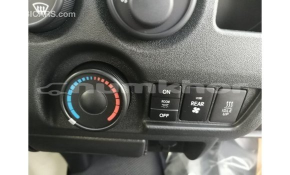 Buy Import Toyota Hiace White Car in Import - Dubai in Bumthang Buy Import Toyota Hiace White Car in Import - Dubai in Bumthang