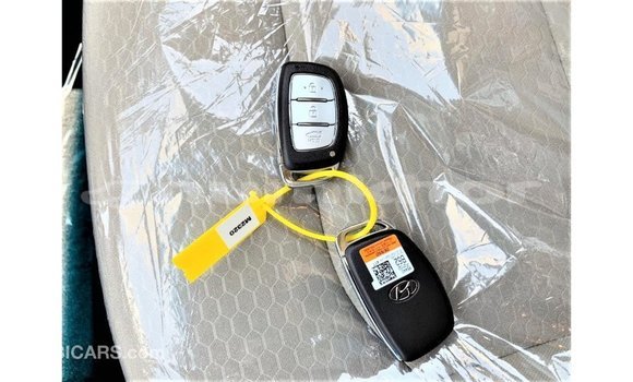 Buy Import Hyundai Elantra White Car in Import - Dubai in Bumthang Buy Import Hyundai Elantra White Car in Import - Dubai in Bumthang