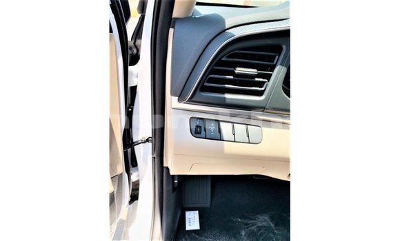 Buy Import Hyundai Elantra White Car in Import - Dubai in Bumthang Buy Import Hyundai Elantra White Car in Import - Dubai in Bumthang