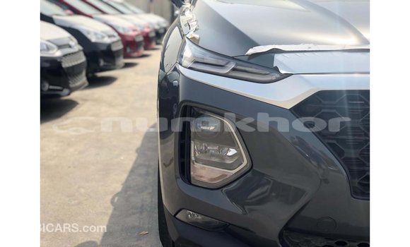Buy Import Hyundai Santa Fe Green Car in Import - Dubai in Bumthang Buy Import Hyundai Santa Fe Green Car in Import - Dubai in Bumthang