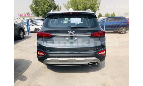 Buy Import Hyundai Santa Fe Green Car in Import - Dubai in Bumthang Buy Import Hyundai Santa Fe Green Car in Import - Dubai in Bumthang