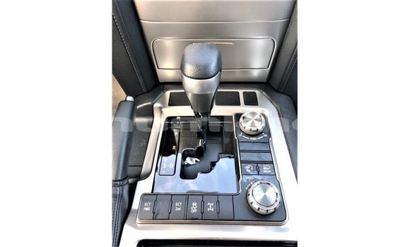 Buy Import Toyota Land Cruiser Other Car in Import - Dubai in Bumthang Buy Import Toyota Land Cruiser Other Car in Import - Dubai in Bumthang