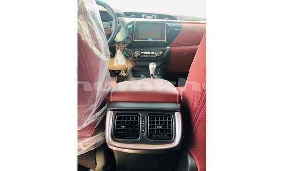 Buy Import Toyota Hilux White Car in Import - Dubai in Bumthang Buy Import Toyota Hilux White Car in Import - Dubai in Bumthang
