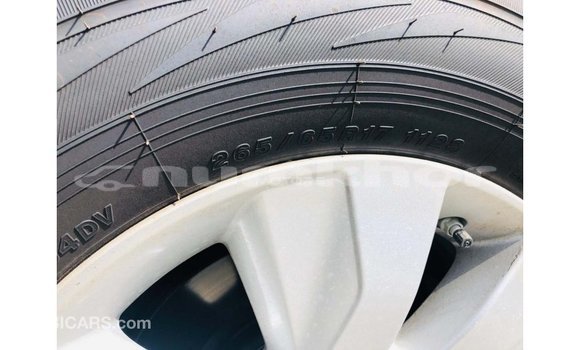 Buy Import Toyota Hilux White Car in Import - Dubai in Bumthang Buy Import Toyota Hilux White Car in Import - Dubai in Bumthang