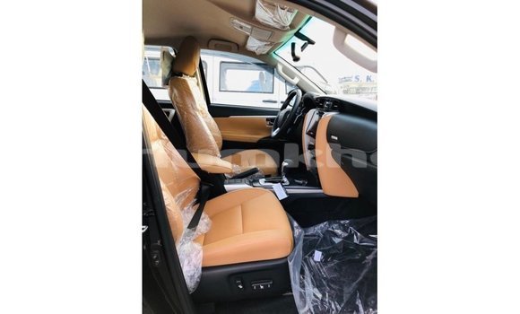 Buy Import Toyota Fortuner Black Car in Import - Dubai in Bumthang Buy Import Toyota Fortuner Black Car in Import - Dubai in Bumthang