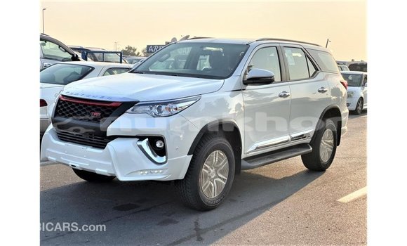 Buy Import Toyota Fortuner White Car in Import - Dubai in Bumthang Buy Import Toyota Fortuner White Car in Import - Dubai in Bumthang