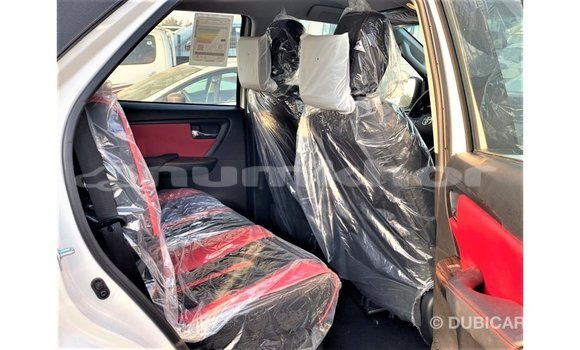 Buy Import Toyota Fortuner White Car in Import - Dubai in Bumthang Buy Import Toyota Fortuner White Car in Import - Dubai in Bumthang