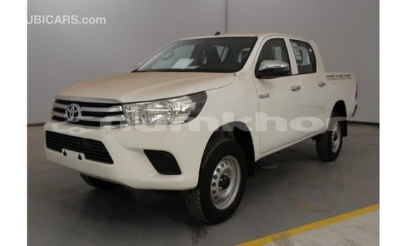 Buy Import Toyota Hilux White Car in Import - Dubai in Bumthang Buy Import Toyota Hilux White Car in Import - Dubai in Bumthang
