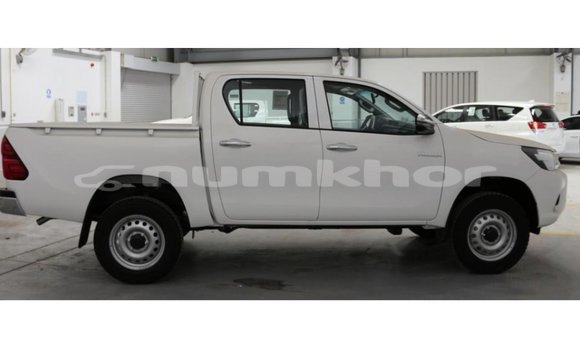 Buy Import Toyota Hilux White Car in Import - Dubai in Bumthang Buy Import Toyota Hilux White Car in Import - Dubai in Bumthang