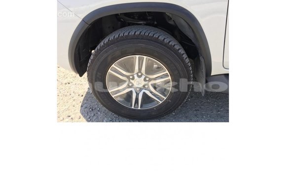 Buy Import Toyota Fortuner White Car in Import - Dubai in Bumthang Buy Import Toyota Fortuner White Car in Import - Dubai in Bumthang
