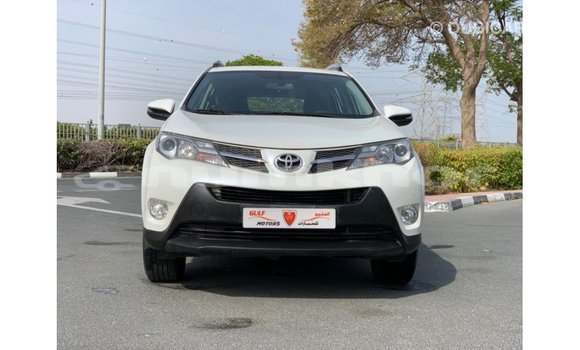 Buy Import Toyota 4Runner White Car in Import - Dubai in Bumthang Buy Import Toyota 4Runner White Car in Import - Dubai in Bumthang
