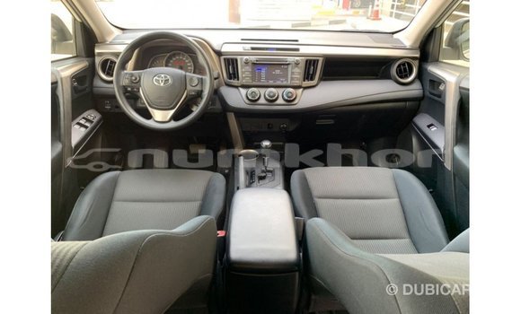 Buy Import Toyota 4Runner White Car in Import - Dubai in Bumthang Buy Import Toyota 4Runner White Car in Import - Dubai in Bumthang