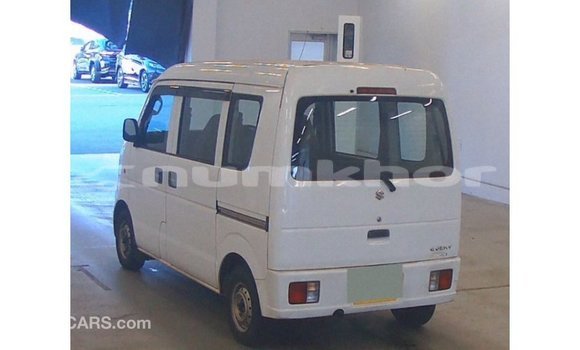 Buy Import Suzuki Every White Truck in Import - Dubai in Bumthang Buy Import Suzuki Every White Truck in Import - Dubai in Bumthang