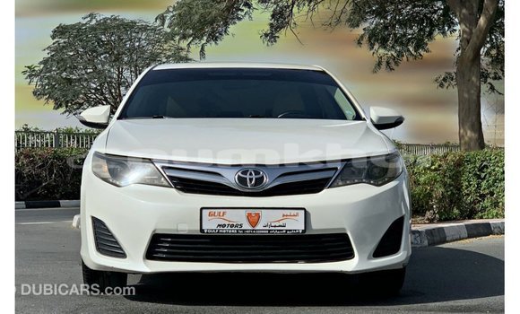 Buy Import Toyota Camry White Car in Import - Dubai in Bumthang Buy Import Toyota Camry White Car in Import - Dubai in Bumthang