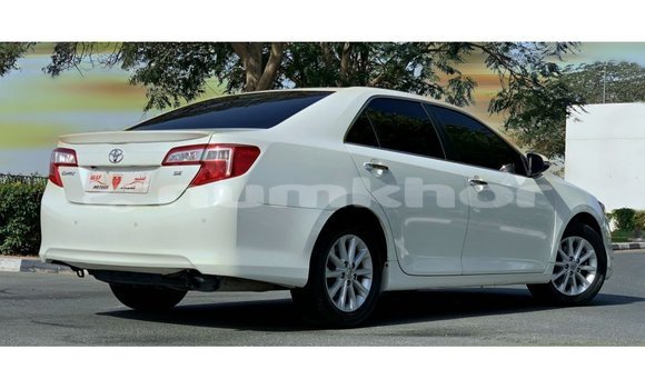 Buy Import Toyota Camry White Car in Import - Dubai in Bumthang Buy Import Toyota Camry White Car in Import - Dubai in Bumthang