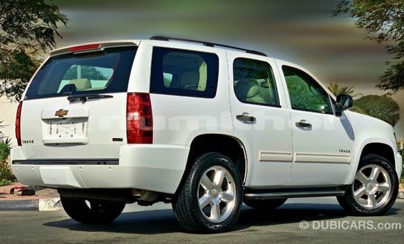 Buy Import Chevrolet Tahoe White Car in Import - Dubai in Bumthang Buy Import Chevrolet Tahoe White Car in Import - Dubai in Bumthang