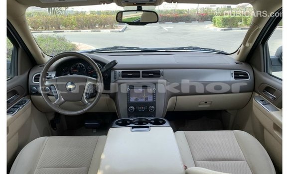 Buy Import Chevrolet Tahoe White Car in Import - Dubai in Bumthang Buy Import Chevrolet Tahoe White Car in Import - Dubai in Bumthang