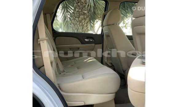 Buy Import Chevrolet Tahoe White Car in Import - Dubai in Bumthang Buy Import Chevrolet Tahoe White Car in Import - Dubai in Bumthang