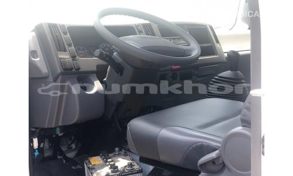 Buy Import Isuzu Rodeo White Car in Import - Dubai in Bumthang Buy Import Isuzu Rodeo White Car in Import - Dubai in Bumthang