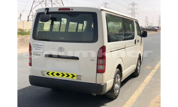 Buy Import Toyota Hiace White Car in Import - Dubai in Bumthang Buy Import Toyota Hiace White Car in Import - Dubai in Bumthang