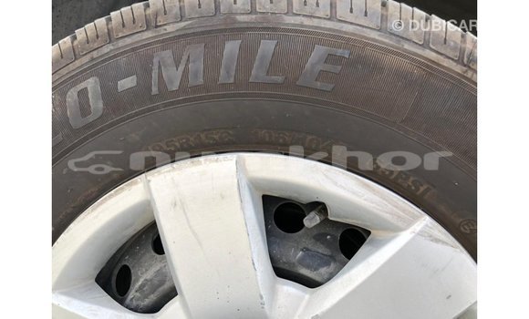 Buy Import Toyota Hiace White Car in Import - Dubai in Bumthang Buy Import Toyota Hiace White Car in Import - Dubai in Bumthang