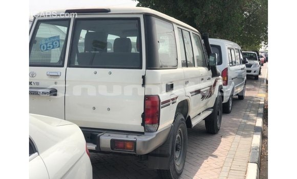 Buy Import Toyota Land Cruiser Other Car in Import - Dubai in Bumthang Buy Import Toyota Land Cruiser Other Car in Import - Dubai in Bumthang