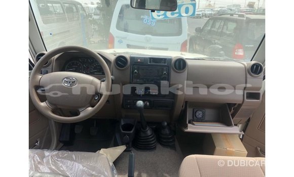 Buy Import Toyota Land Cruiser Other Car in Import - Dubai in Bumthang Buy Import Toyota Land Cruiser Other Car in Import - Dubai in Bumthang