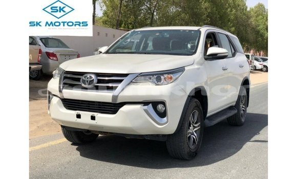 Buy Import Toyota Fortuner White Car in Import - Dubai in Bumthang