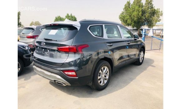 Buy Import Hyundai Santa Fe Green Car in Import - Dubai in Bumthang Buy Import Hyundai Santa Fe Green Car in Import - Dubai in Bumthang