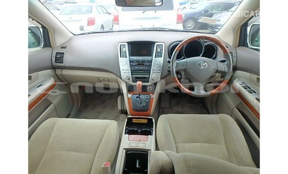 Buy Import Toyota Harrier White Car in Import - Dubai in Bumthang Buy Import Toyota Harrier White Car in Import - Dubai in Bumthang